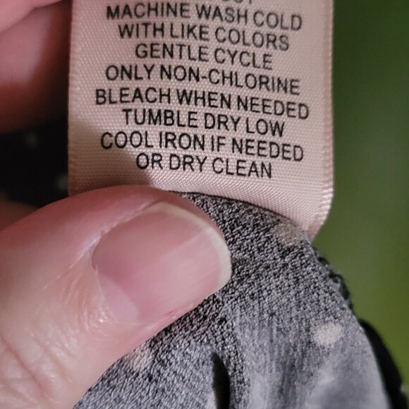 Nwt Philosophy black & white s/s top - Picture 2 of 6